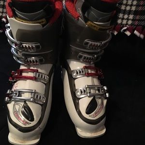 Salomon ski boots